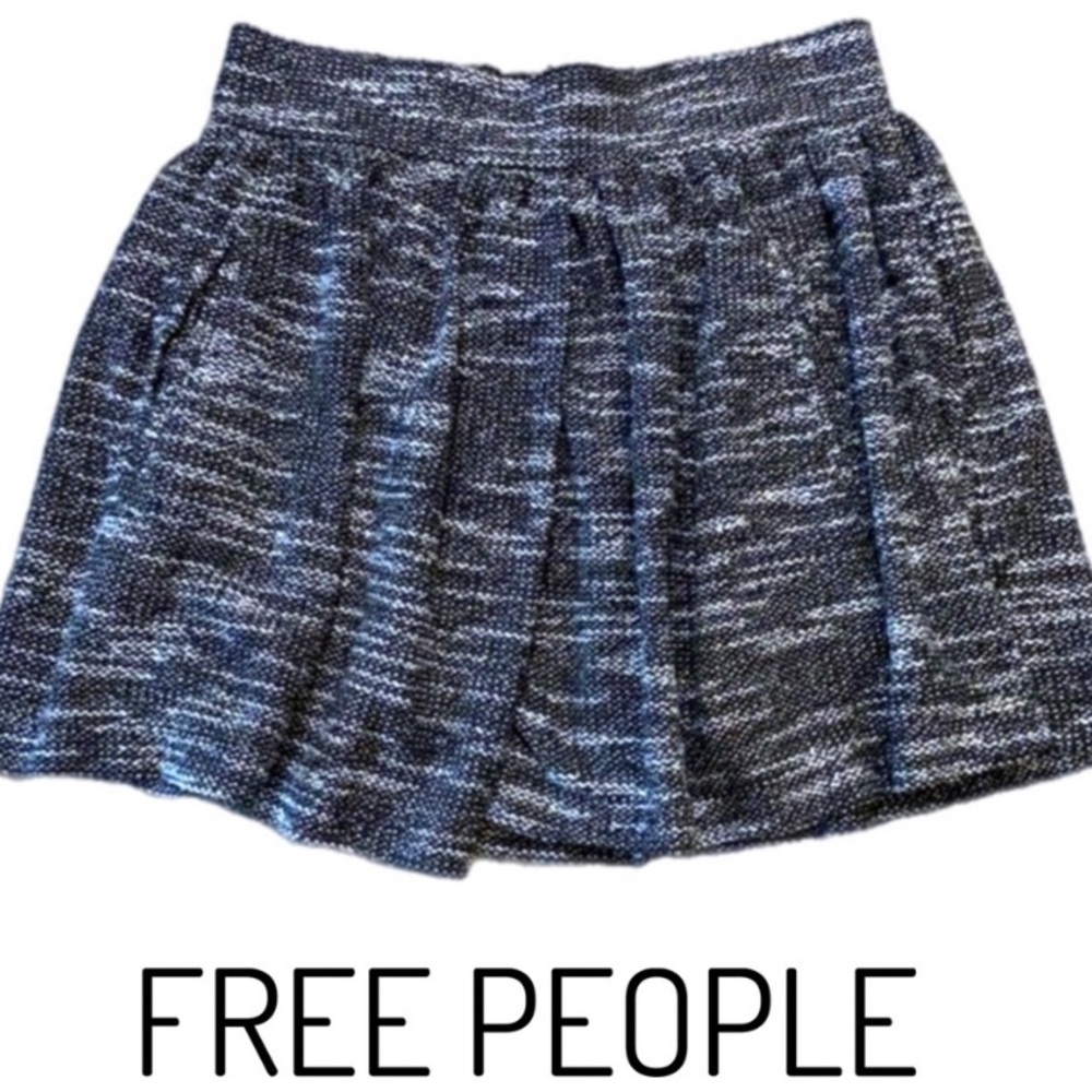 Free People Black White Tweed Pleated Mini Skater Skirt  Women’s Size XS